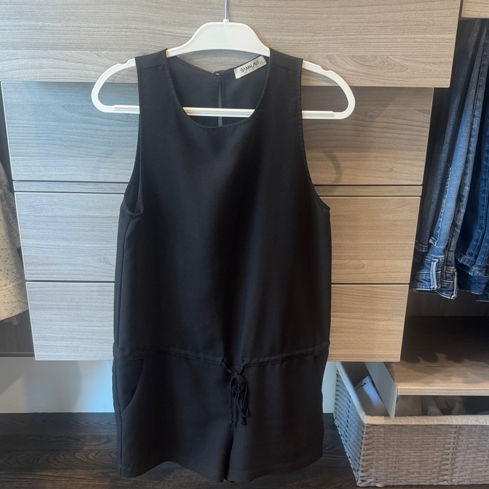 Elegant Black Sleeveless Romper